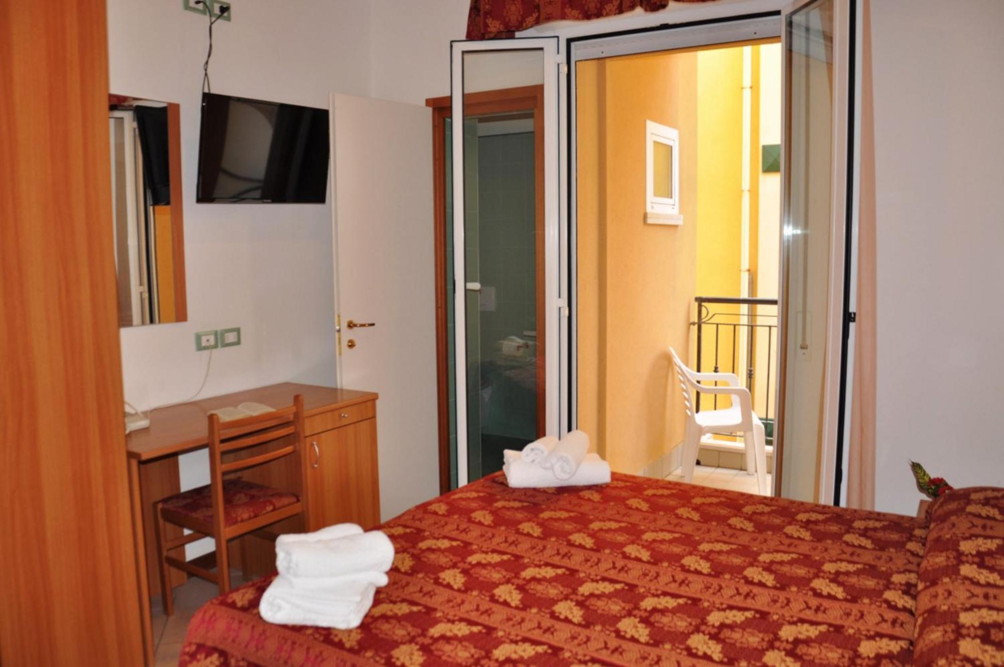 Hotel Belvedere Misano Adriatico Exterior foto